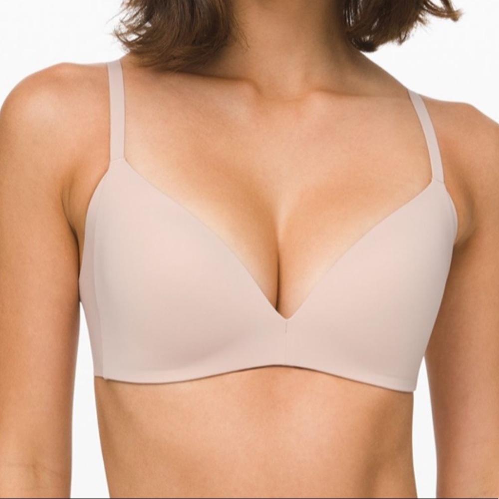 New without tags Lululemon Take Shape Bra Size 36C